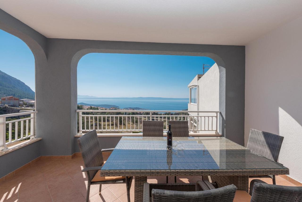 Villa Violeta With Amazing Sea View Makarska Extérieur photo